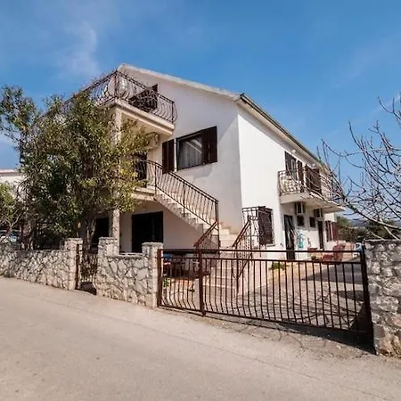 Fidelis - One Bedroom With Terrace And Garden View 4 Трогір
