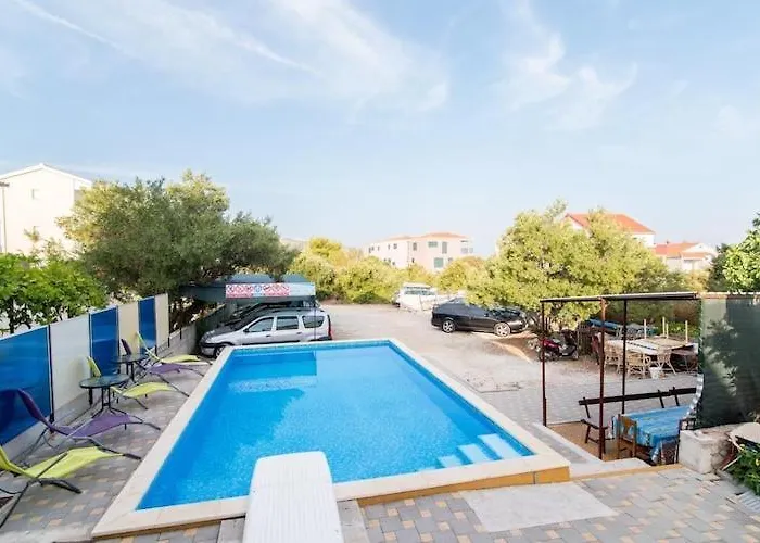 Fidelis - One Bedroom With Terrace And Garden View 4 Апартаменти
