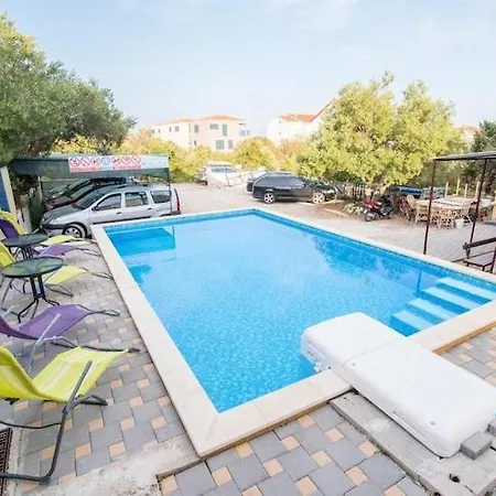 Fidelis - One Bedroom With Terrace And Garden View 4 * Trogir