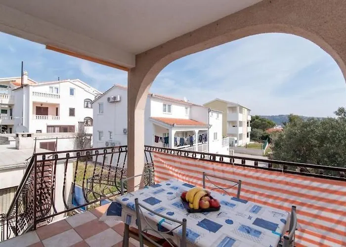Apartment Fidelis - One Bedroom With Terrace And Garden View 4 Trogir