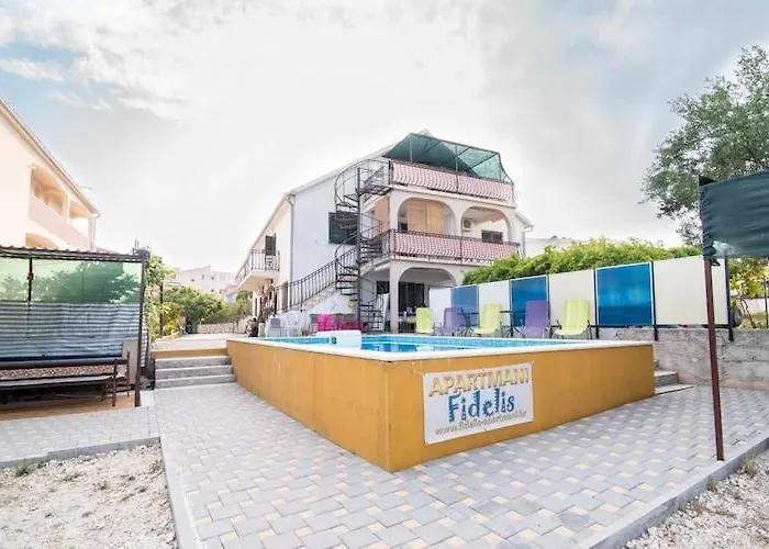 Apartment Fidelis - One Bedroom With Terrace And Garden View 4 *