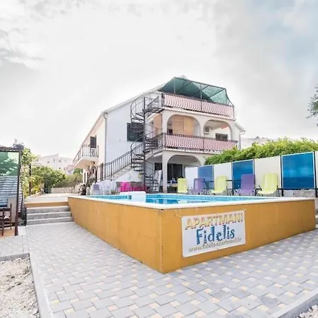 Διαμέρισμα Fidelis - One Bedroom With Terrace And Garden View 4 *